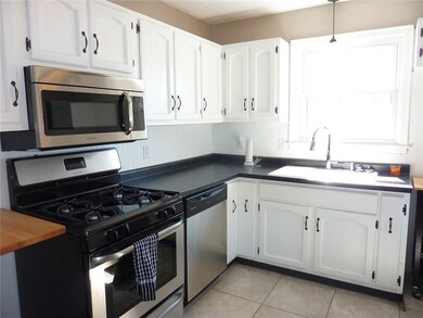 639 Byland Dr, Beech Grove, IN 46107 - photo 6