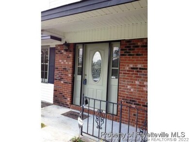 6637 Keeler Dr, Fayetteville, NC 28303 - photo 4