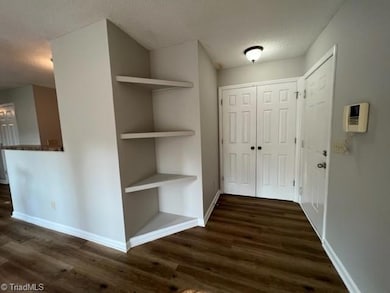 3614 Morris Farm Dr unit 2D, Greensboro, NC 27409 - photo 4