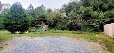 527 Columbia Ave, Ramseur, NC 27316 - photo 6