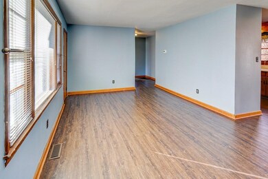 221 Pinehurst Dr, Augusta, GA 30907 - photo 2