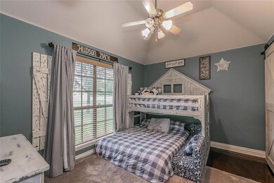 132 Fossil Rock Dr, Azle, TX 76020 - photo 5