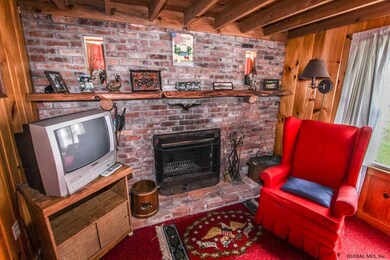 10 Cedar St, Day, NY 12835 - photo 5