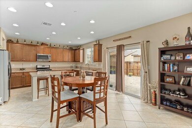 3435 Arrowhead Ct, Rosamond, CA 93560 - photo 4