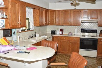 817 NW 19th St, Blue Springs, MO 64015 - photo 6