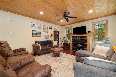 715 4th Ln NW, Menahga, MN 56464 - photo 5