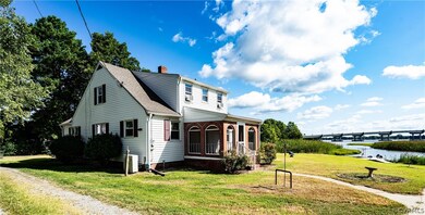 534 12th St, West Point, VA 23181 - photo 2