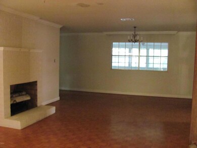 LIVING ROOM VIEW 1
