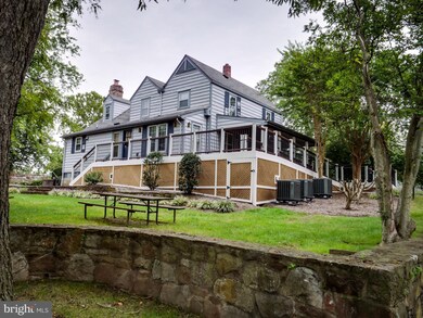 5827 Orchard Hill Ct, Clifton, VA 20124 - photo 4