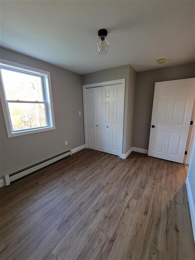 167.5 Robinson Rd, Hudson, NH 03051 - photo 7