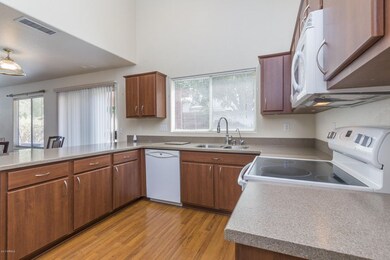 6) KITCHEN