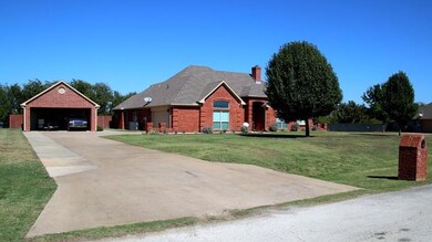 3111 Briarcliff Cir, Gainesville, TX 76240 - photo 4