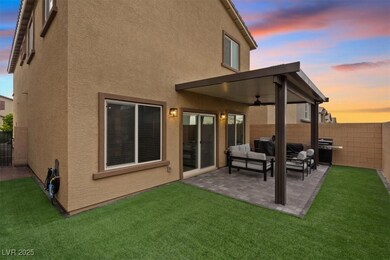 10967 Cambridge Lakes Ave, Las Vegas, NV 89166 - photo 3