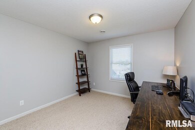 4 Jacob Dr, Eldridge, IA 52748 - photo 7