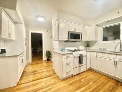 12 Howes St unit 14, Springfield, MA 01118 - photo 6