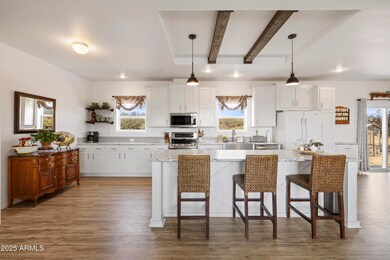 024-Kitchen