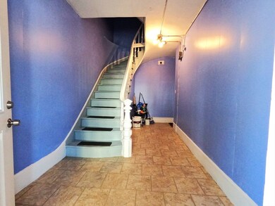 61 Harrison St, Worcester, MA 01604 - photo 4