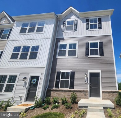 129 Swan Field Ave, Ranson, WV - photo 3