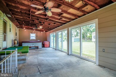 606 Cromwell St, Brooklyn, MD 21225 - photo 3