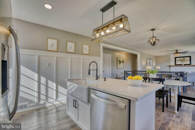 10664 Harding Rd, Laurel, MD 20723 - photo 4