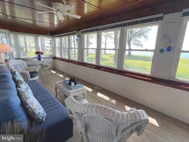 17767 River Shore Dr, Tall Timbers, MD 20690 - photo 3