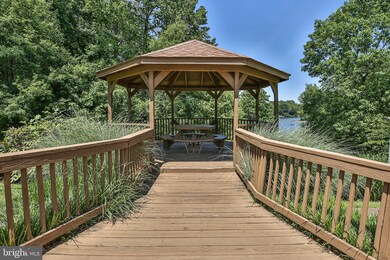 15646 Montview Dr, Dumfries, VA 22025 - photo 5