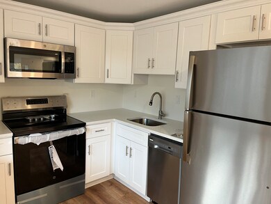 143 Columbus Place unit 9, Stamford, CT 06907 - photo 3