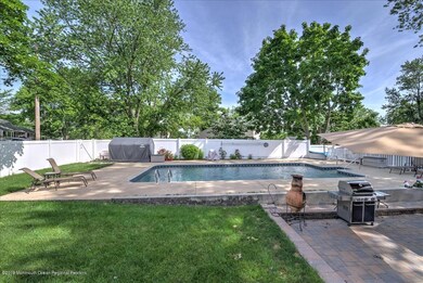 33-POOL