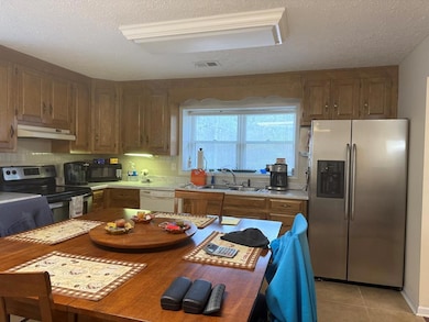 1837 Whooping Creek Rd, Carrollton, GA 30116 - photo 2