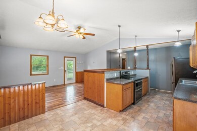 9208 N Wilhelm Rd, La Porte, IN 46350 - photo 6