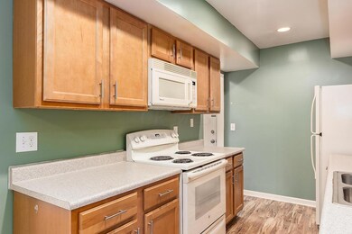 T 991 Manor Ln Unit S00022