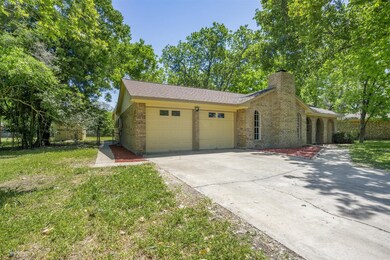 2563 County Road 769a, Brazoria, TX 77422 - photo 4