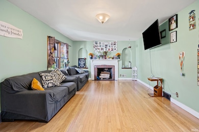 614 Arch St, Monon, IN 47959 - photo 3