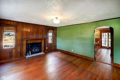 4090 N 250 W, Columbus, IN 47201 - photo 2