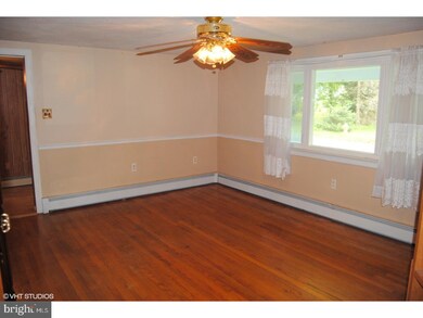 314 Northview Rd, Telford, PA 18969 - photo 3