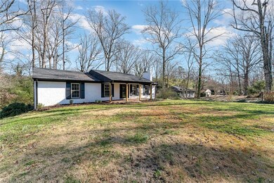 860 Oakmont Dr, Asheboro, NC 27205 - photo 3