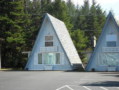 Alpine Chalet 001