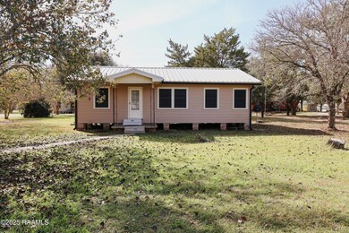 3905 Captain Cade Rd, Youngsville, LA 70592 - photo 2
