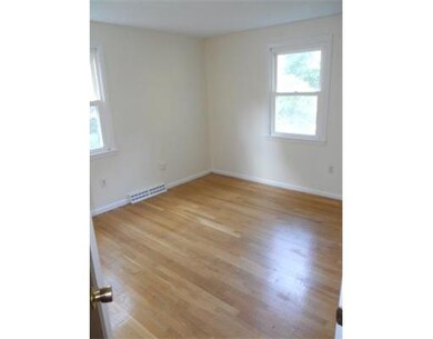 21 Bumble Bee Cir, Shrewsbury, MA 01545 - photo 7