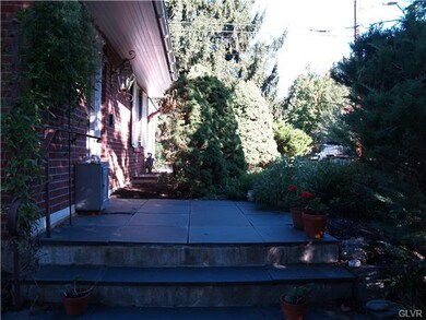 115 E Wall St, Bethlehem, PA 18018 - photo 7