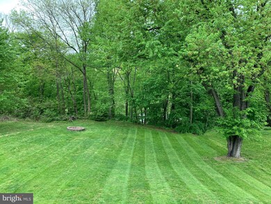 76 Spring Hill Rd, Hereford, PA 18056 - photo 3