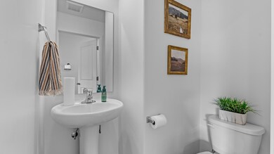 OSTH Mill-Oak Half Bath