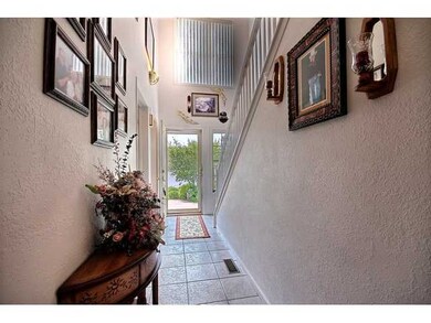 113 Camber Dr, Circleville, OH 43113 - photo 3