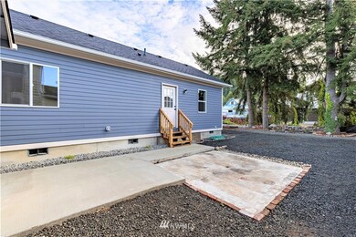 1209 Cedar St, Raymond, WA 98577 - photo 6
