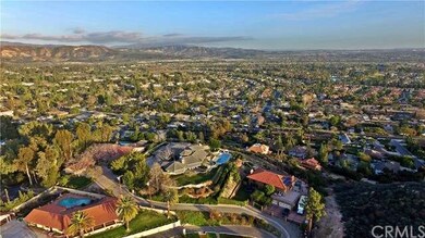 Private Hilltop Escape with Exceptional 180 degree