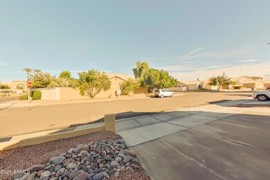5791 W Ross Dr, Chandler, AZ 85226 - photo 2