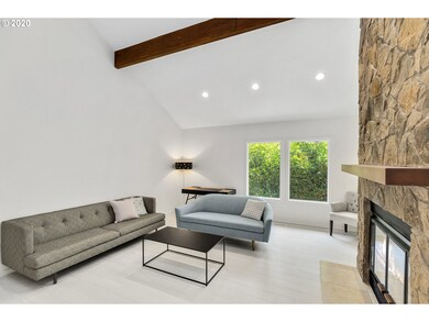 Living Room-Vaulted Ceilings