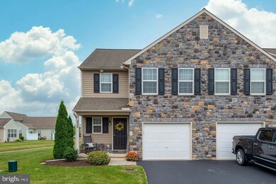 232 S Village Cir, Palmyra, PA 17078 - photo 2