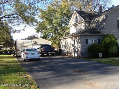 630 Sunset St, Clarks Summit, PA 18411 - photo 6