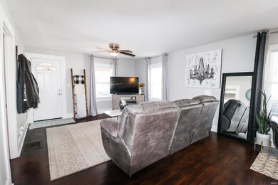 728 E Broadway St, Kokomo, IN 46901 - photo 4